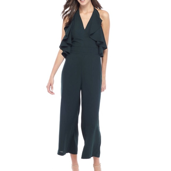 Romeo & Juliet Couture Pants - Green Romeo+Juliet Couture ruffle jumpsuit Medium Romeo & Juliet Couture Pants - Green Romeo+Juliet Couture ruffle jumpsuit Medium